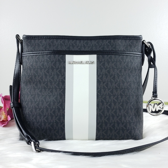 NWOT Michael Kors SM Bedford crossbody bag black MK - Picture 3 of 9